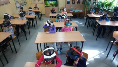 Projekcja filmu w technice 3D w klasie OB