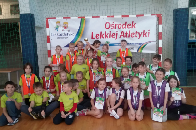 <b>II miejsce</b> w Midzyszkolnych Zawodach <i>Lekkoatletyka dla kadego</i> dla uczniw klas III