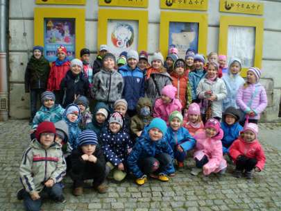 Uczniowie klas 0 B i I H w Teatrze im. Hansa Christiana Andersena