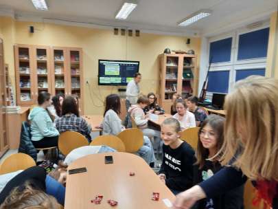 20 padziernika odbyo si spotkanie projektowe uczniw inauczycieli projektu Pasja czytania  nowa moda i mania