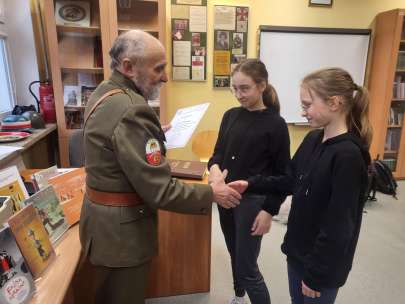 Spotkania uczniw klas V z synem przedstawiciela patrona szkoy