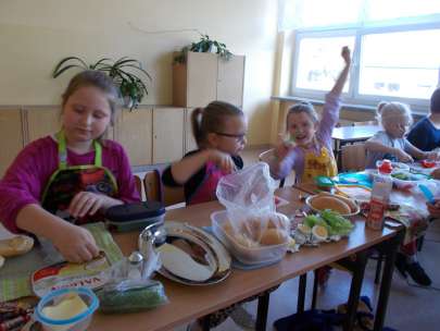 Jemy zdrowo, jemy z gow! - 3a, 3c, 3e