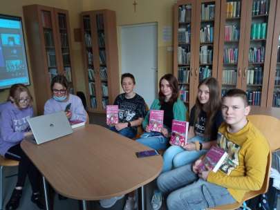 Midzynarodowe spotkanie online