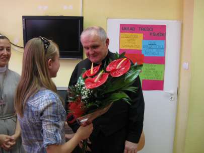 Dziaania podjte przez nauczycieli bibliotekarzy w ramach obchodw 25 rocznicy wizyty Ojca witego Jana Pawa II w Lublinie