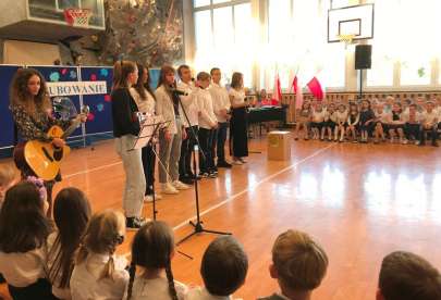 lubowanie uczniw klas pierwszych