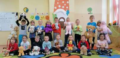 Obchody wiatowego Dnia Pluszowego Misia w grupach 0a, 0b, 0c